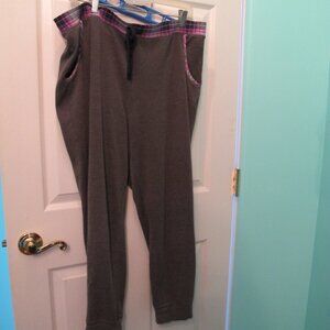 SO Womens sweats size xl   gray with multicolor band